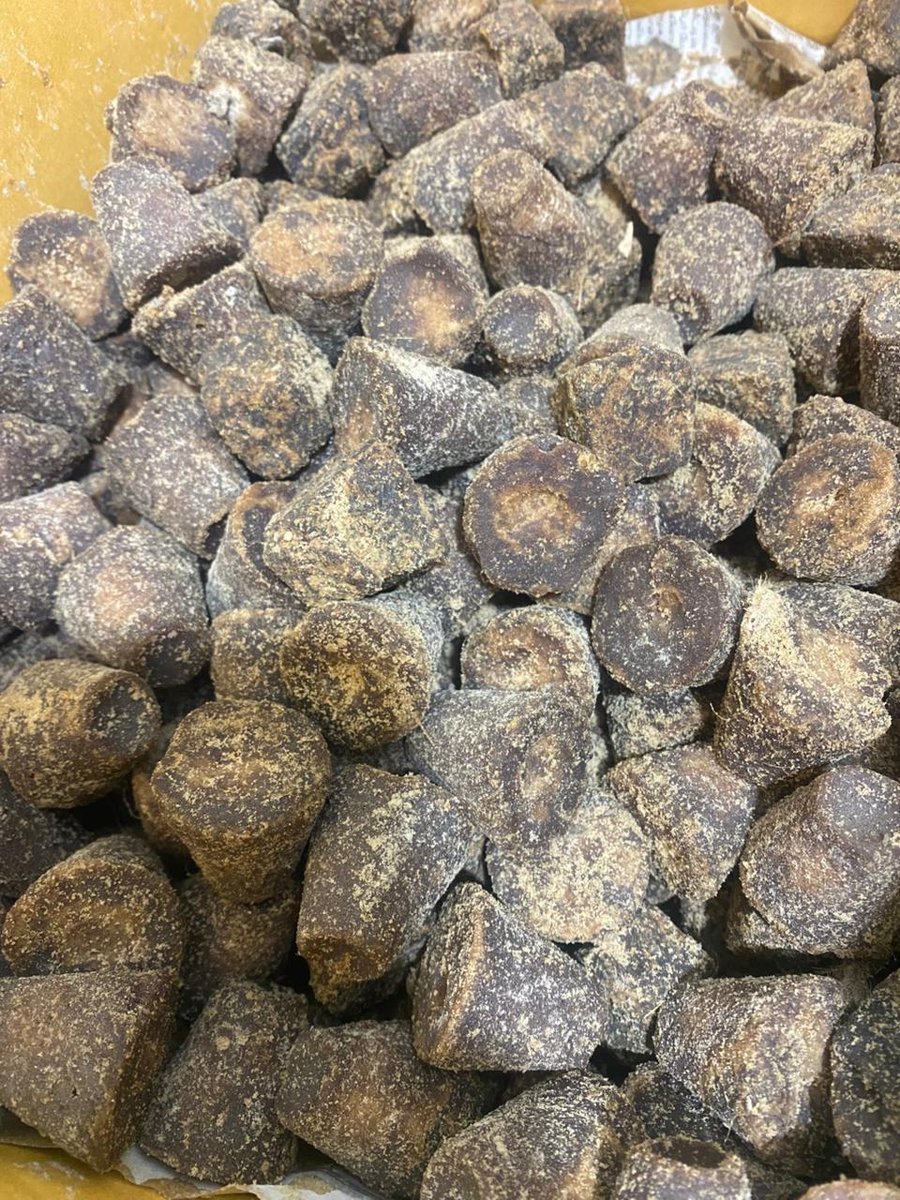 Sukku Karupatti, Dry Ginger Palm